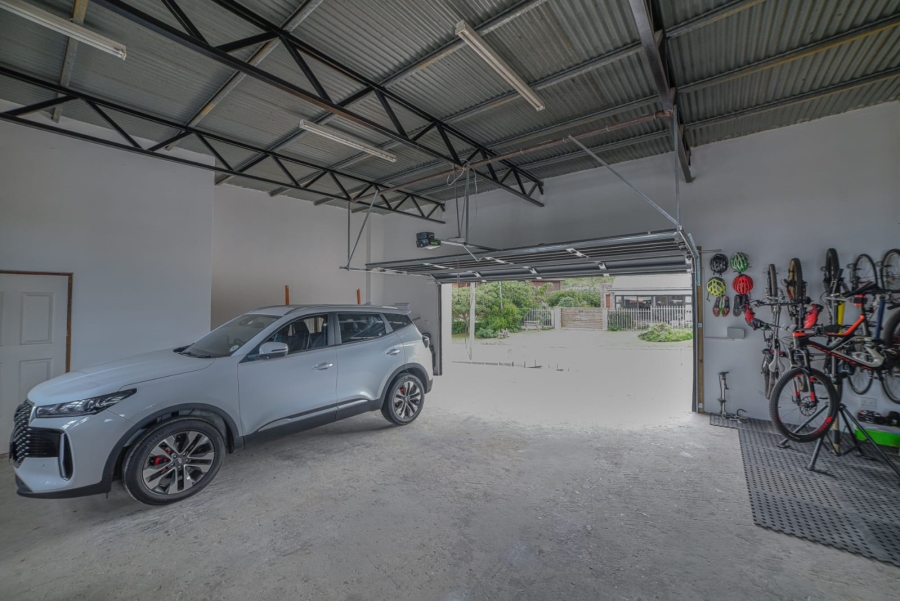 3 Bedroom Property for Sale in Dana Bay Western Cape